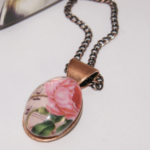 Rose necklace